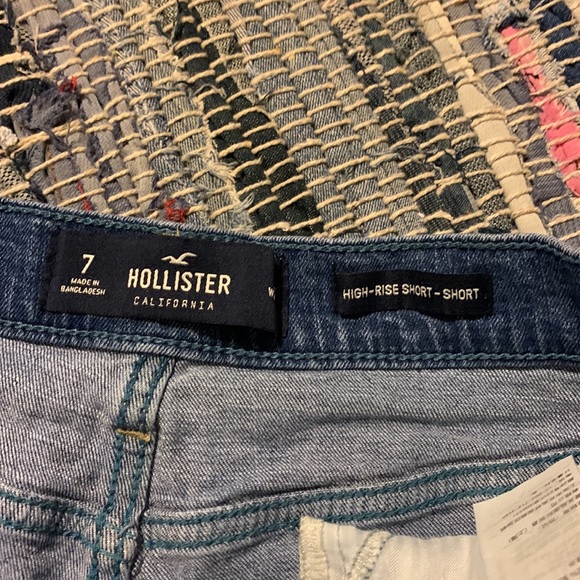 Hollister shorts - Picture 2 of 2